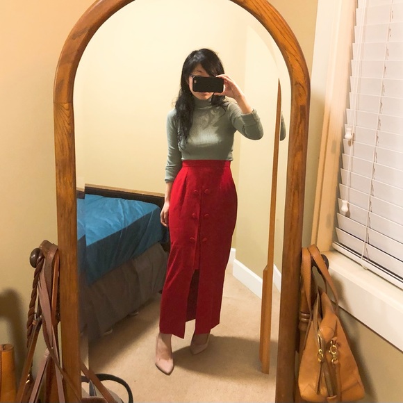 Red vintage 80s split front maxi skirt - Picture 2 of 3